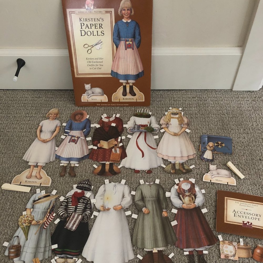 Pleasant Company (The American Girl Collection) - Kirsten's Paper Dolls